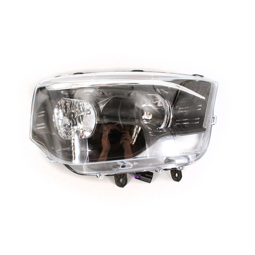 Headlight (R/H) White Indicator for MAHINDRA SCORPIO 2.2 MHAWK LWB S4/S6/S10/S11 — view 1